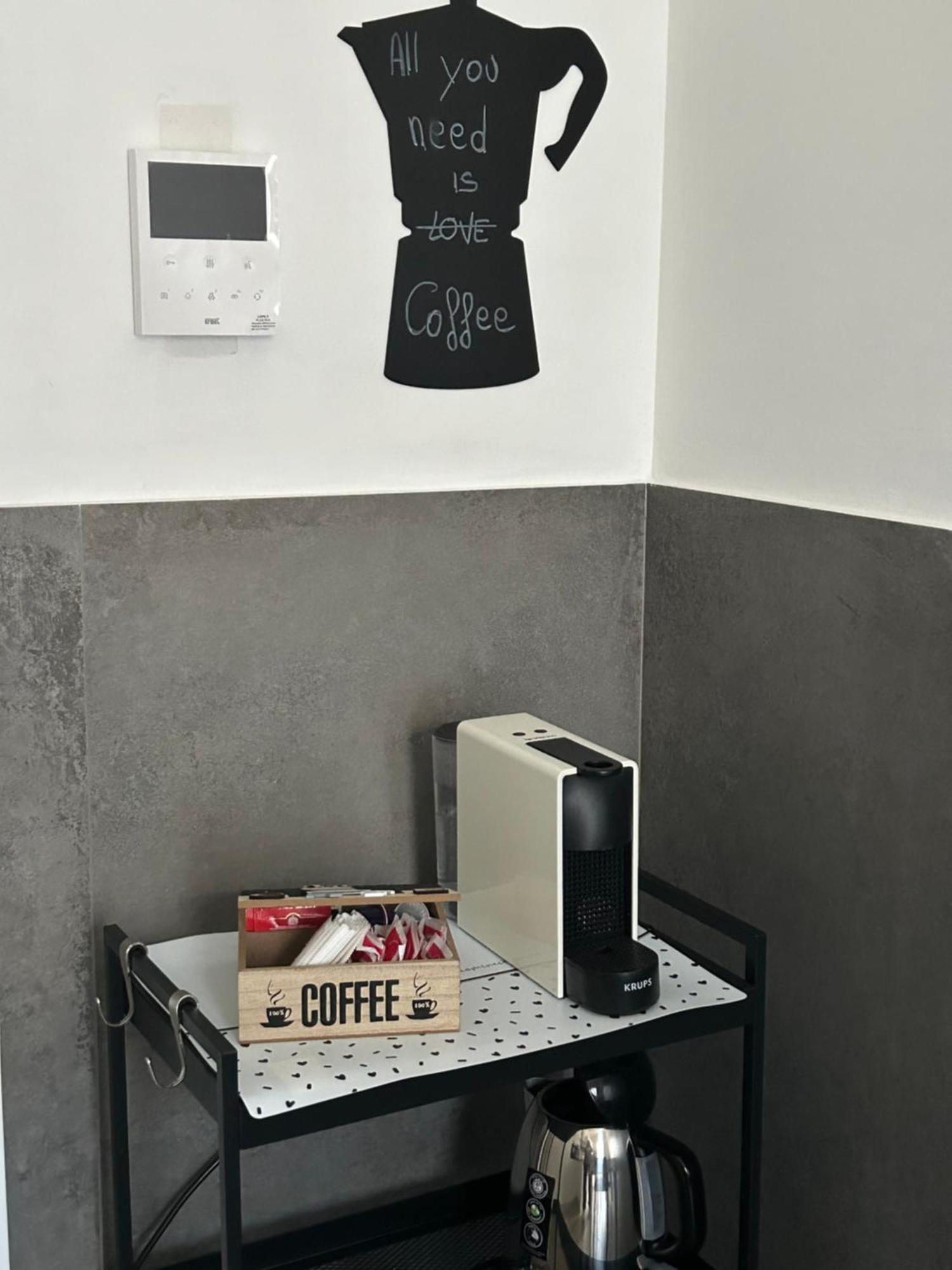 Appartamento Veronica, Per Lavoro E Relax คอร์ซิโก ภายนอก รูปภาพ